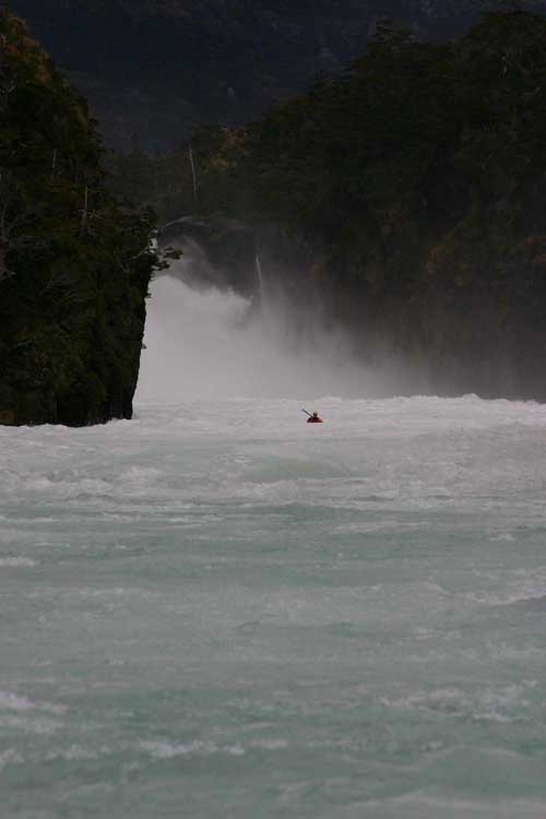 chile rivers - alex nicks in the gorge