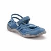 Women&#039;s Wave Runner - 8975_98265381700x700_1283863361